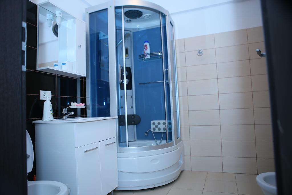 Focşani Rcc Apartaments מראה חיצוני תמונה