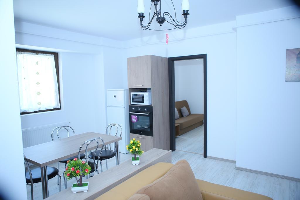 Focşani Rcc Apartaments מראה חיצוני תמונה